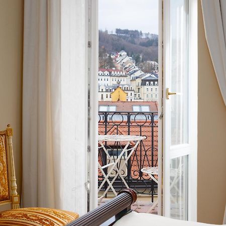 Rezidence Makart Lägenhet Karlsbad Exteriör bild