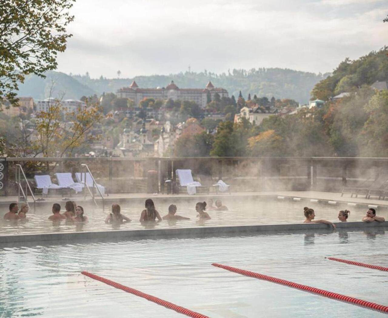 Rezidence Makart Lägenhet Karlsbad Exteriör bild